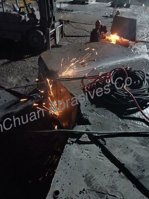 مشرفة أسلاك الماس المصفوفة بالكهرباء تستخدم لقطع أعمدة والحزم الخرسانية